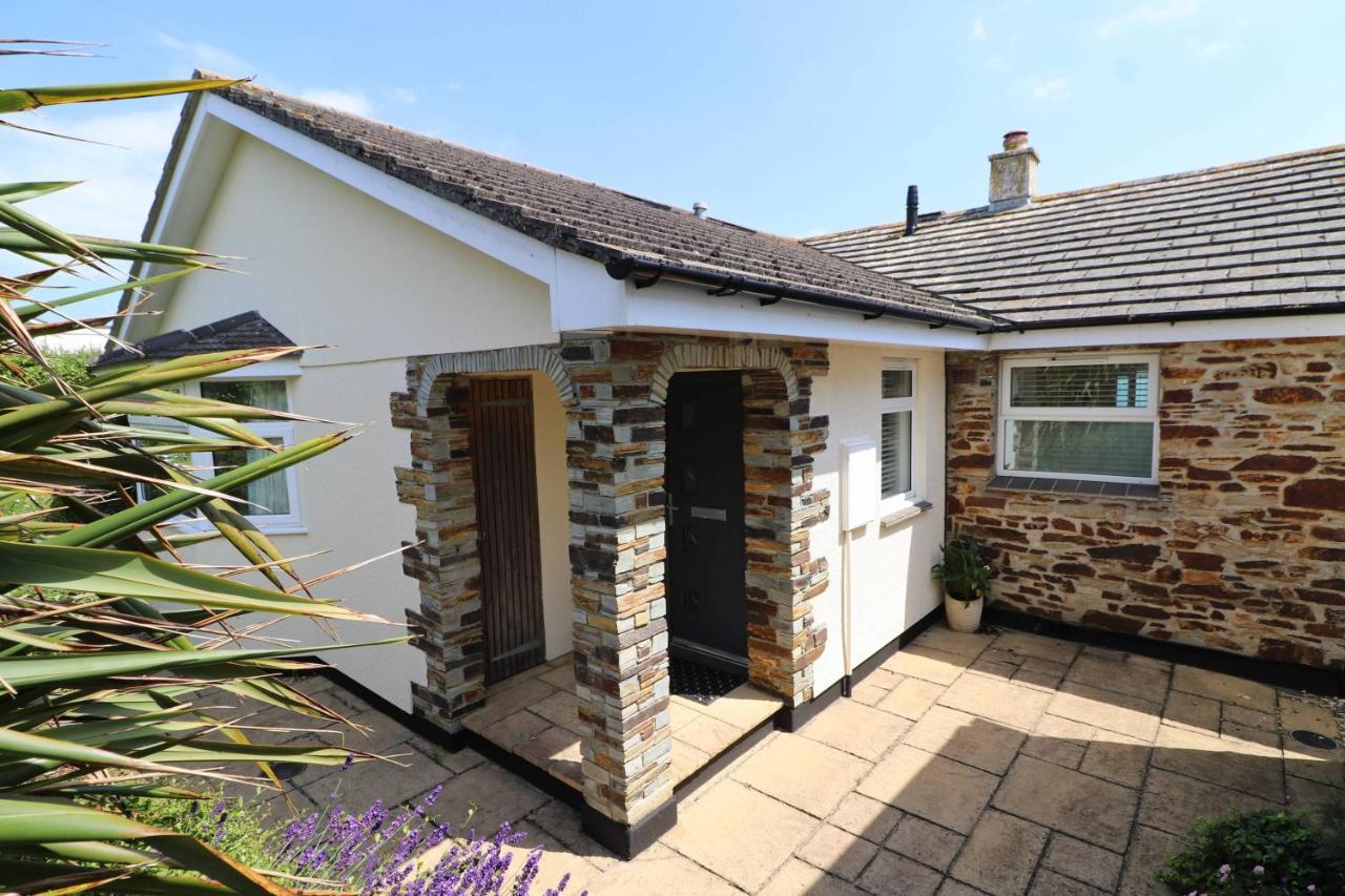 Holiday Home With Estuary Views, Parking & Balcony Padstow Exterior foto